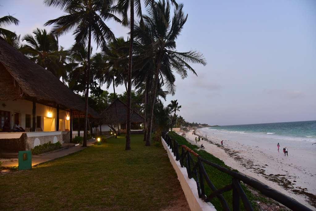 Kilifi Bay Beach Resort Thiên nhiên bức ảnh